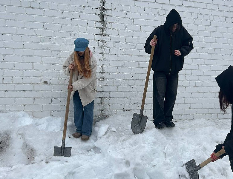 Весна идёт, весне дорогу! СКФКУиС расцветает!