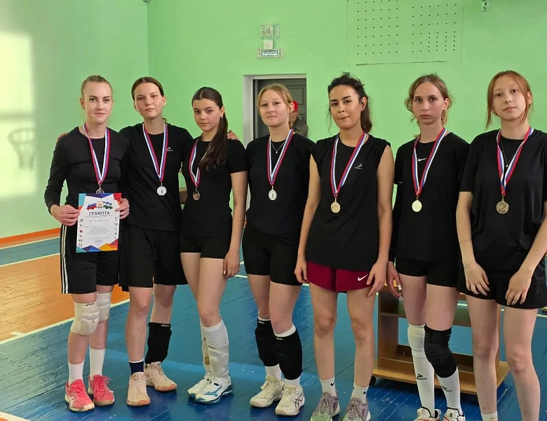 Гордость колледжа и района! Наши волейболистки – на пьедестале!