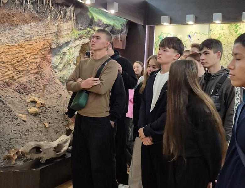 Память поколений: студенты СКФКУиС прикоснулись к истории в преддверии Дня памяти жертв фашизма