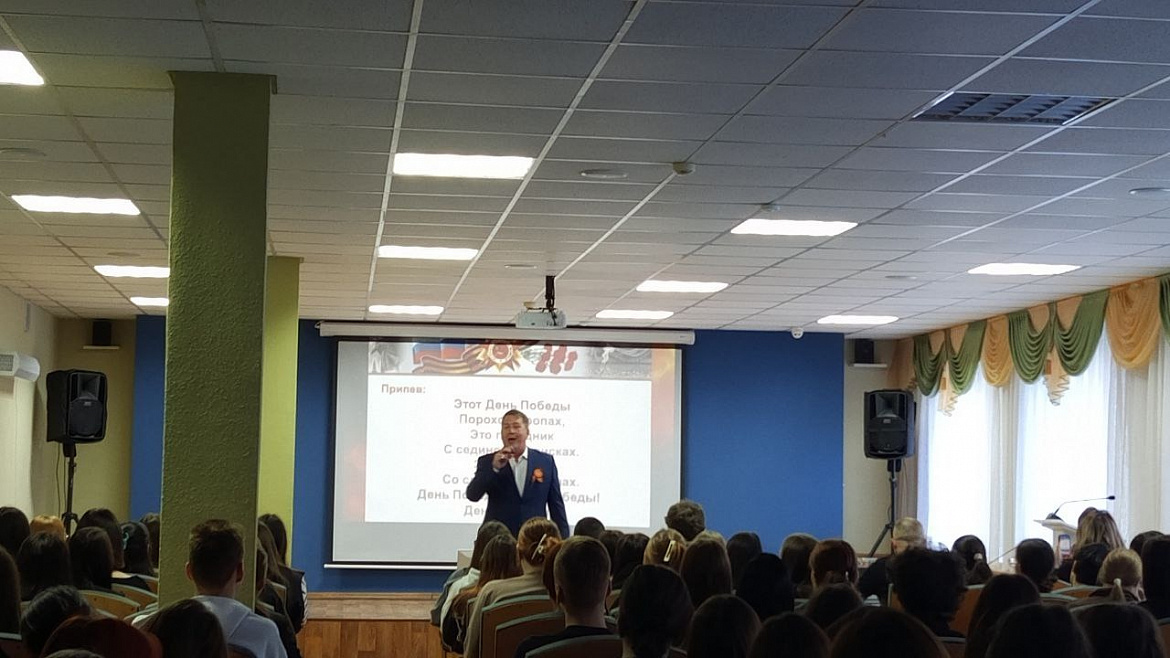 Связь поколений и память героев: студенты СКФКУиС на патриотической программе «Просветители»!