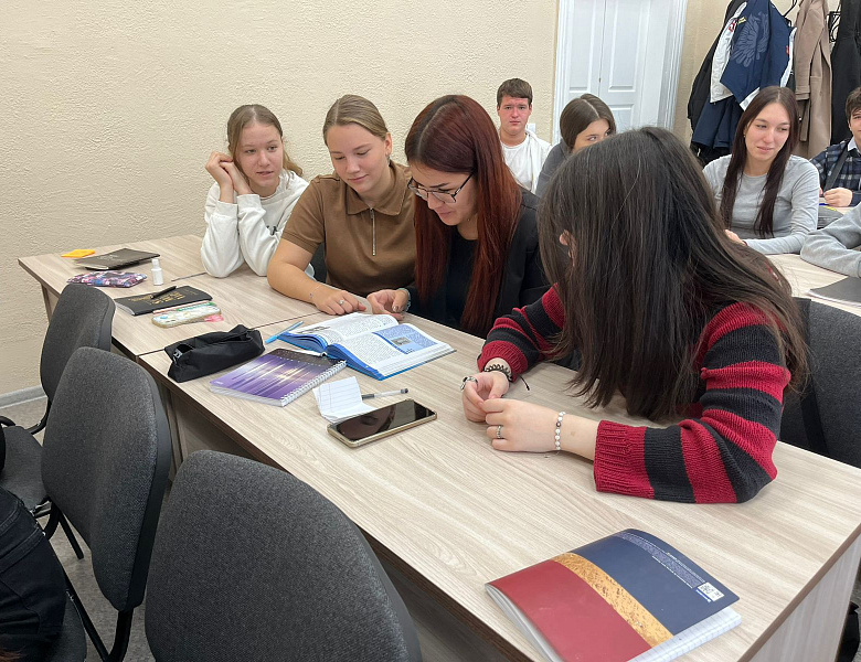 В СКФКУиС отметили День чтения и День Республики: Открывая миры книг и сердца для Родины!