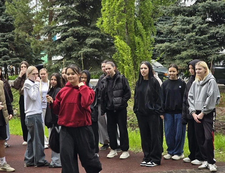 Кросс памяти и единства: студенты СКФКУиС отметили важные даты спортивным духом!