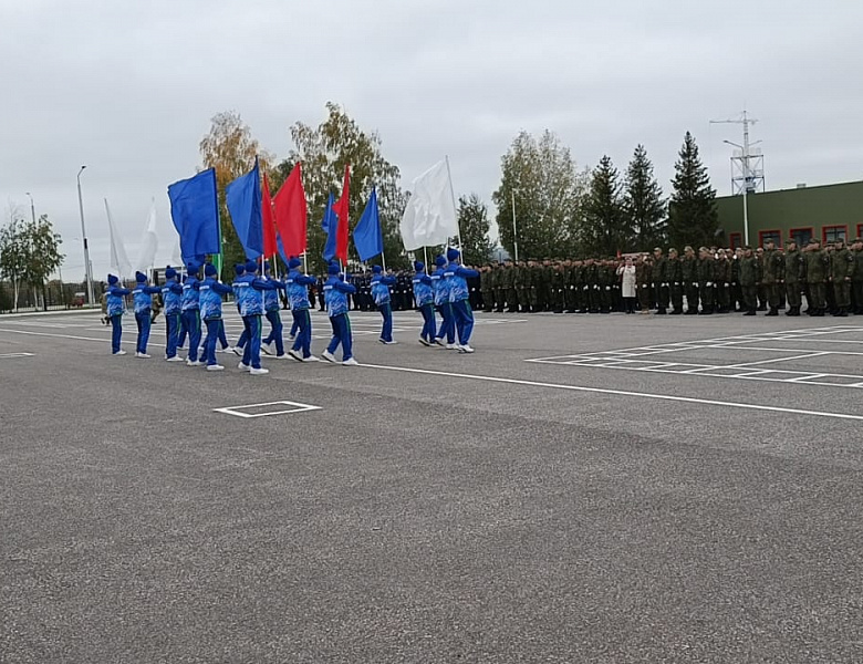 Стерлитамакский колледж физической культуры, управления и сервиса на параде чести: студенты – флагманы патриотизма! 