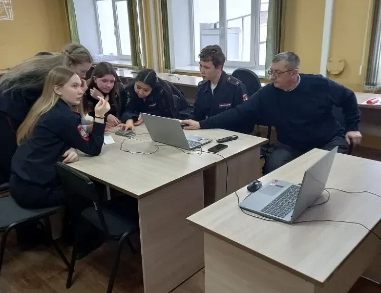 ВСЕРОССИЙСКИЙ ЧЕМПИОНАТ ПО ФИНАНСОВОЙ ГРАМОТНОСТИ «ФИН УМНИК»