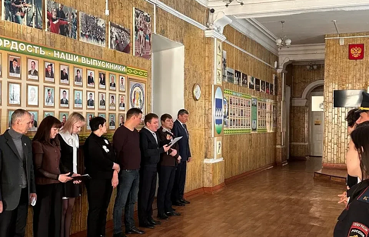 Новая учебная неделя началась с такого заряда позитива и гордости! 