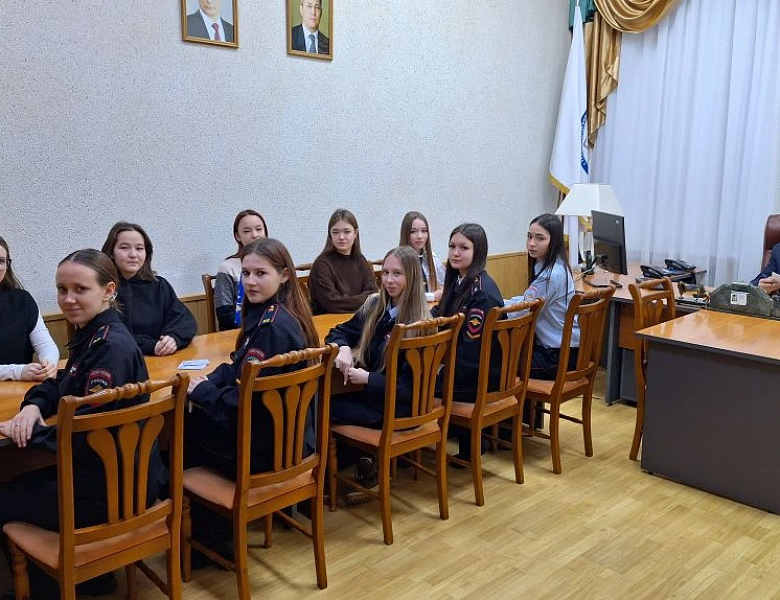СЛЫШАТЬ СЕРДЦЕ КОЛЛЕДЖА: БОЛЬШОЙ ДИАЛОГ О ГЛАВНОМ В СТЕНАХ СКФКУиС