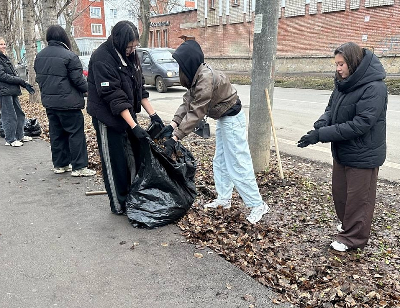 «Т-23» СКФКУиС: Чистый парк – наша забота! Участие в Парке Кирова в рамках конкурса «Движения Первых»