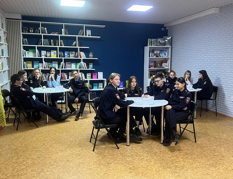 ДЕНЬ МАТЕРИ: ИНТЕЛЛЕКТУАЛЬНЫЙ КВИЗ В ЦЕНТРАЛЬНОЙ ГОРОДСКОЙ БИБЛИОТЕКЕ!