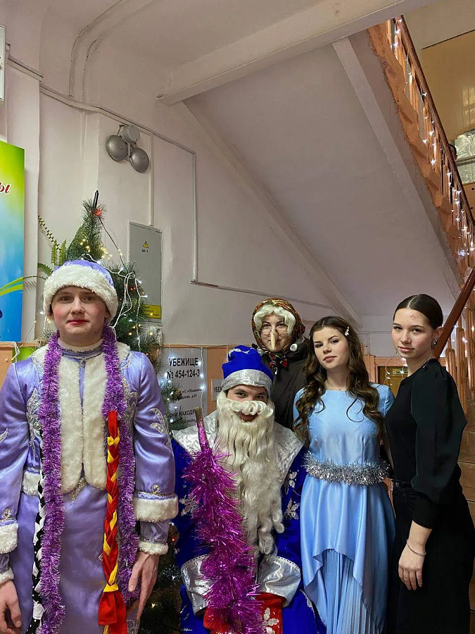 ВОЛШЕБСТВО В РОДНЫХ СТЕНАХ! НОВОГОДНЯЯ СКАЗКА В ОБЩЕЖИТИИ СКФКУиС!