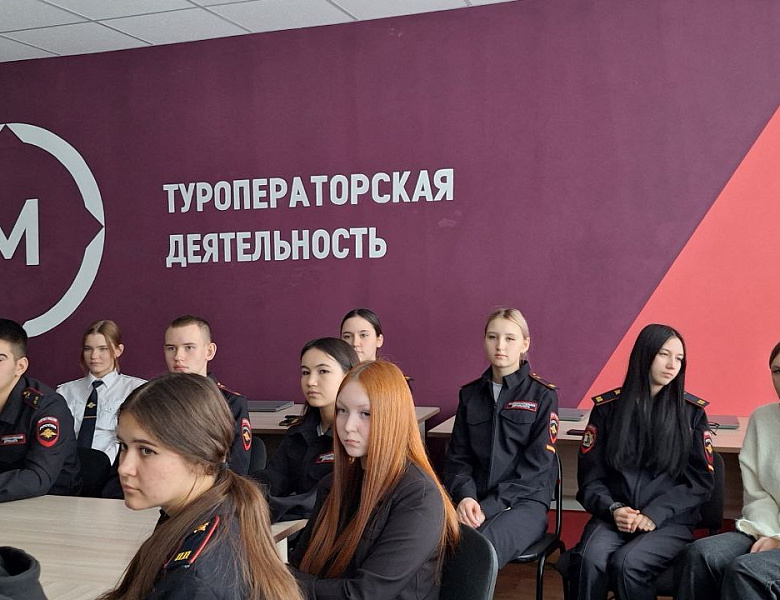 «ГЛАЗАМИ ГОРОДА-ГЕРОЯ»: ИММЕРСИВНЫЙ ТЕАТР О СТАЛИНГРАДЕ В СКФКУИС! 