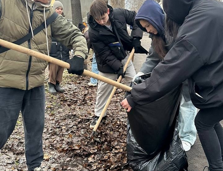 «Т-23» СКФКУиС: Чистый парк – наша забота! Участие в Парке Кирова в рамках конкурса «Движения Первых»