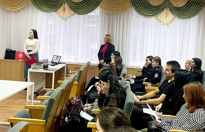 Будущее в наших руках: Студенты СКФКУиС повышают финансовую грамотность и строят карьерные планы!