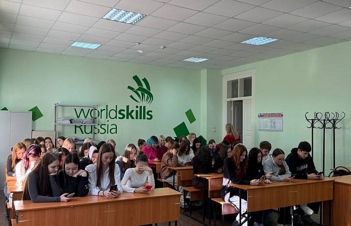«Лаборатория туризма и гостеприимства» СКФКУиС: Студенты и преподаватели приняли вызов Всероссийского диктанта!