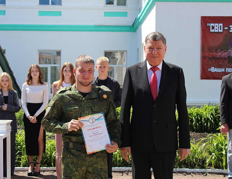 СЕРДЦА, НАПОЛНЕННЫЕ ГОРДОСТЬЮ! 
