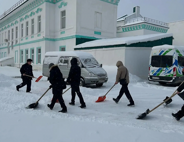 СНЕЖНЫЙ ДЕСАНТ СКФКУиС: ТРУД, КОТОРЫЙ ОБЪЕДИНЯЕТ СЕРДЦА!