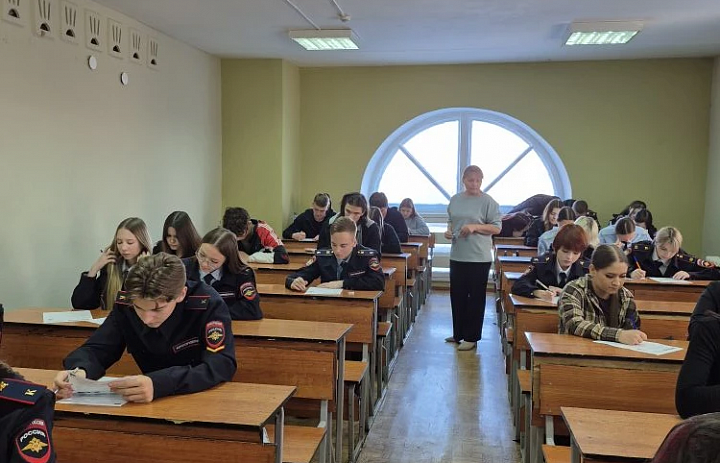 9 декабря: СКФКУиС Гордится! Отборочный тур Республиканской олимпиады «Я помню, я горжусь»!  