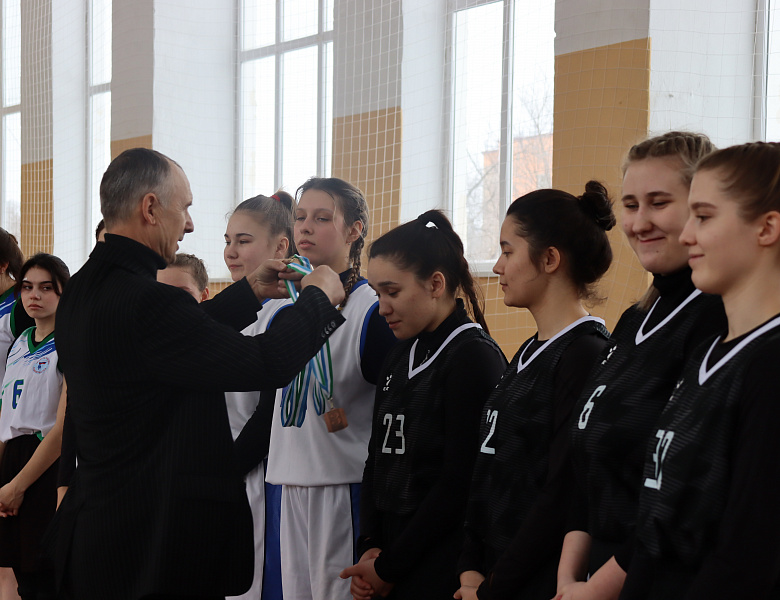 Соревнования по баскетболу (3×3) среди девушек