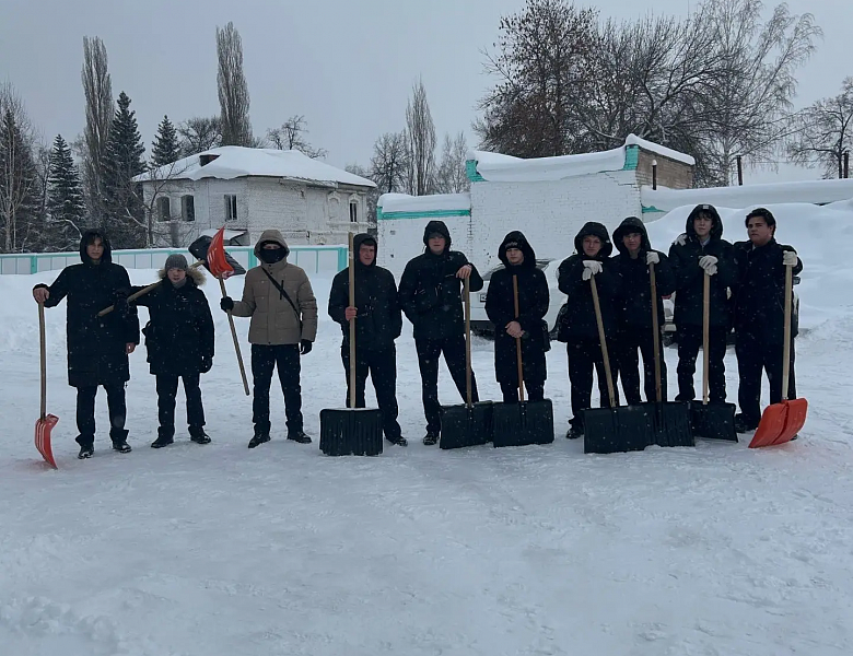 СНЕЖНЫЙ ДЕСАНТ СКФКУиС: ТРУД, КОТОРЫЙ ОБЪЕДИНЯЕТ СЕРДЦА!