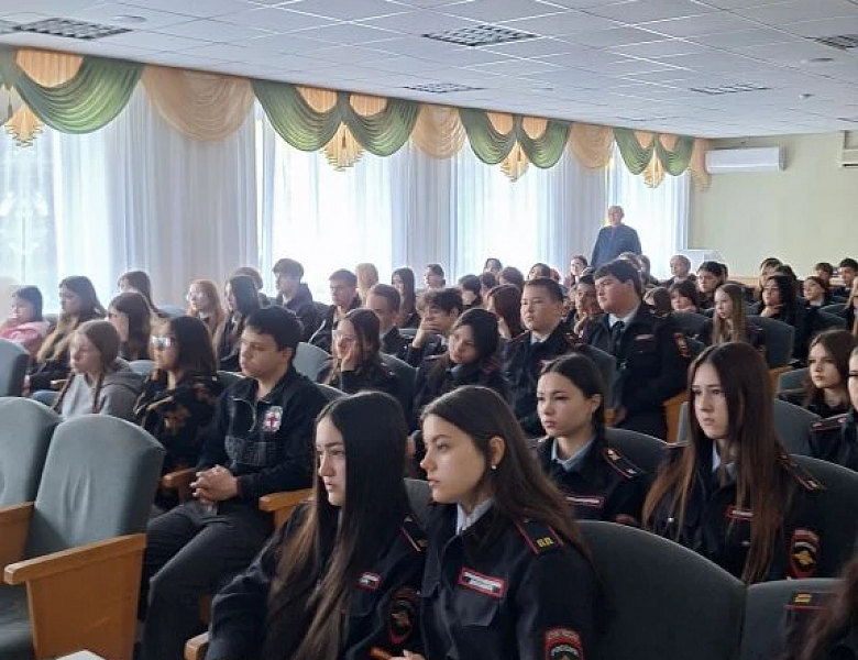 БЕЗОПАСНОСТЬ БУДУЩЕГО – В НАШИХ РУКАХ: ОБСУЖДЕНИЕ В СКФКУиС