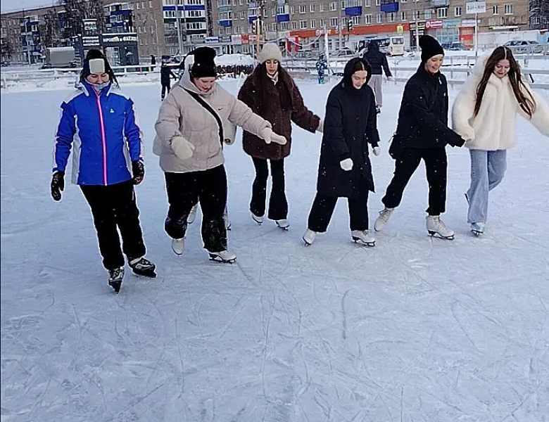 ЛЁД, ДРАЙВ И ПРАЗДНИЧНОЕ НАСТРОЕНИЕ!
