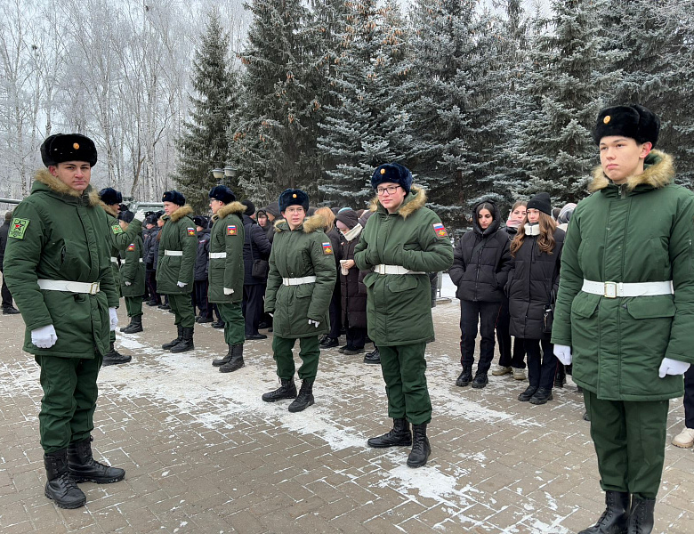 СТУДЕНТЫ СКФКУИС ПОЧТИЛИ ПАМЯТЬ ГЕРОЕВ ОТЕЧЕСТВА!