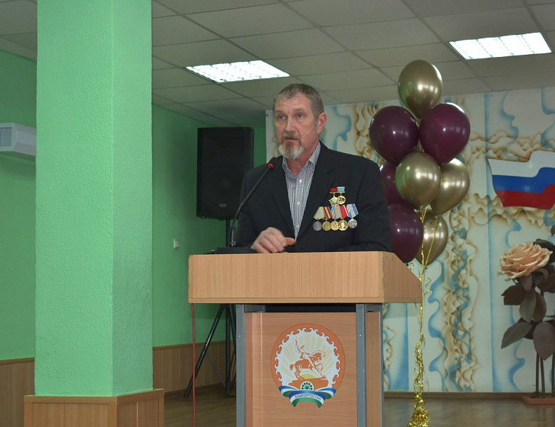 Поздравление директора колледжа с 23 февраля