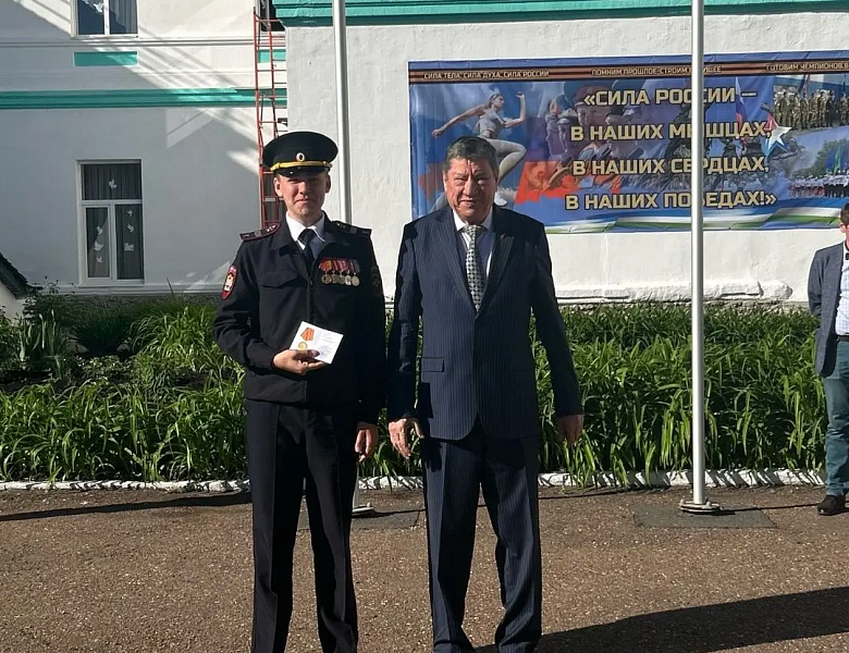 Наследники Победы: торжественная линейка в СКФКУиС