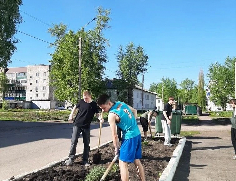 «КЛУМБА ПОБЕДЫ»: ПАМЯТЬ, ВОПЛОЩЁННАЯ В ЦВЕТАХ