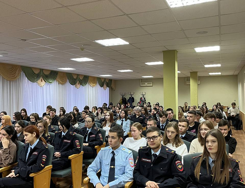 Концерт ко Дню Матери – незабываемый подарок для первокурсников!