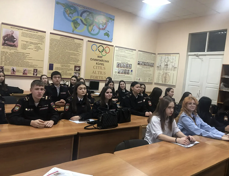 Наука – фундамент величия России: традиции и будущее в стенах СКФКУиС