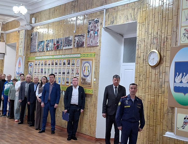 СКФКУИС: ТОРЖЕСТВЕННАЯ ЛИНЕЙКА –НАЧАЛО УЧЕБНОЙ НЕДЕЛИ