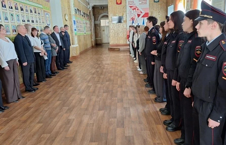 «ЛИНЕЙКА В СКФКУиС: ДУХ ПАТРИОТИЗМА И КОМАНДНЫЙ НАСТРОЙ»