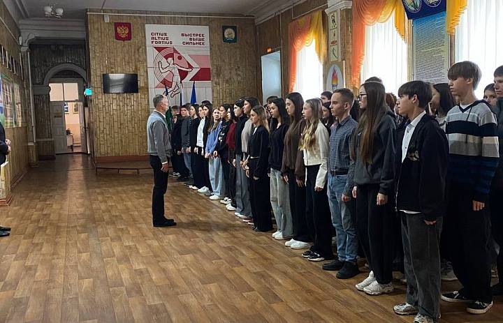 Новая неделя – новые свершения: в СКФКУиС прошла торжественная линейка, посвященная началу учебного года