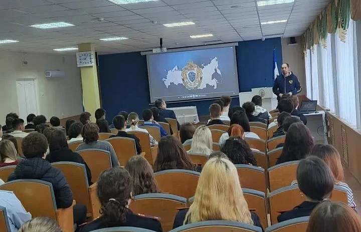 ВЫБОР СИЛЬНЫХ: КРЫМСКАЯ ВЕСНА И ПРОФЕССИОНАЛЬНОЕ БУДУЩЕЕ НАШИХ ВЫПУСКНИКОВ