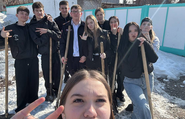 Субботник группы 17 А