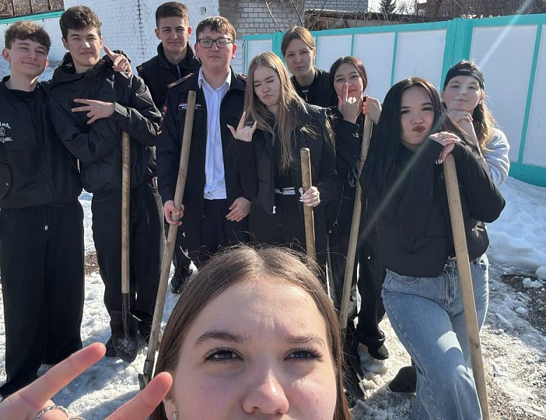 Субботник группы 17 А