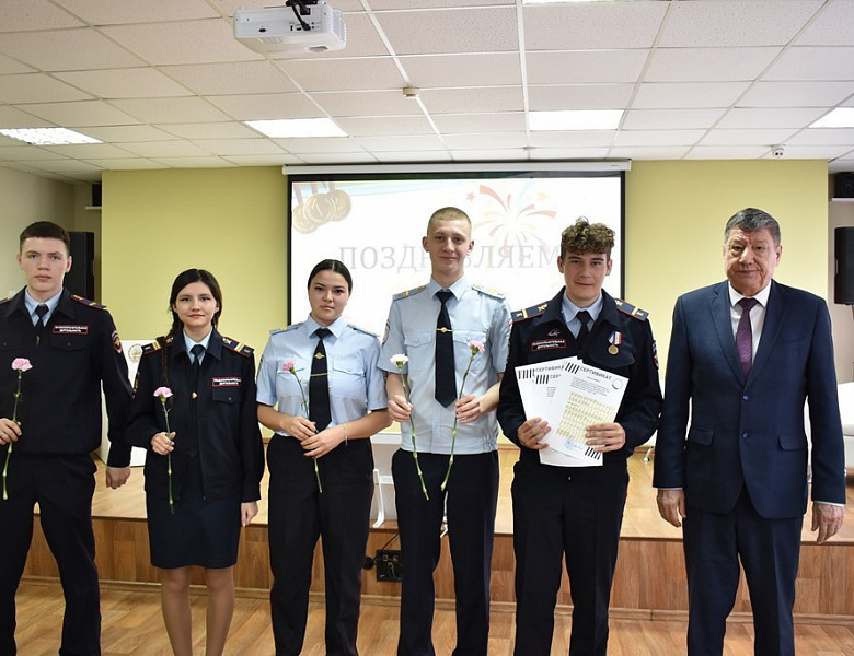  ПРАЗДНИК ВЕСНЫ И ТРУДА 