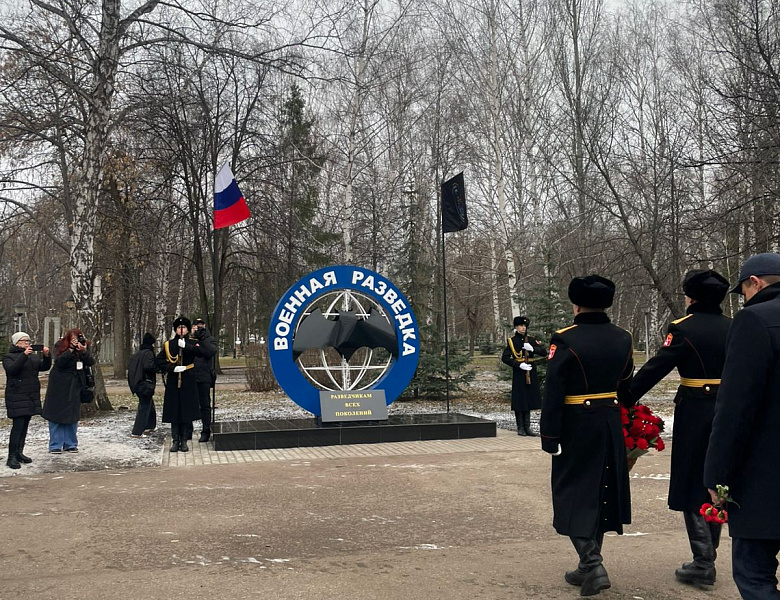 ПАМЯТЬ, СТОЙКОСТЬ, ЗАЩИТА: НАШИ СТУДЕНТЫ-ПРАВООХРАНИТЕЛИ – НА СТРАЖЕ ПАМЯТИ ГЕРОЕВ!