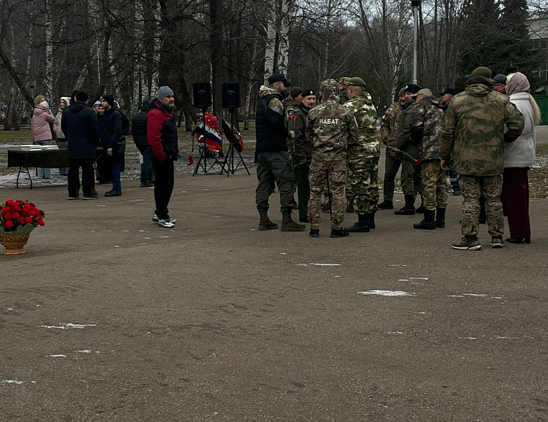 ПАМЯТЬ, СТОЙКОСТЬ, ЗАЩИТА: НАШИ СТУДЕНТЫ-ПРАВООХРАНИТЕЛИ – НА СТРАЖЕ ПАМЯТИ ГЕРОЕВ!