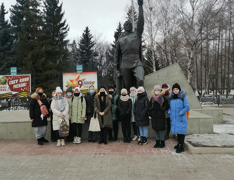 Митинг ко Дню неизвестного солдата