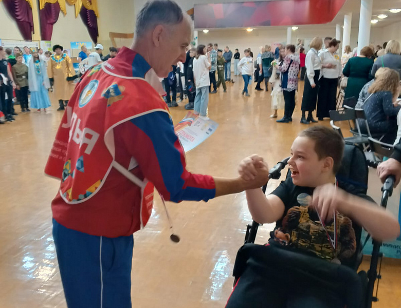 ВДОХНОВЛЯЮЩИЙ ПРИМЕР: ФЕСТИВАЛЬ «СТРОИМ МОСТЫ» В СТЕРЛИТАМАКЕ