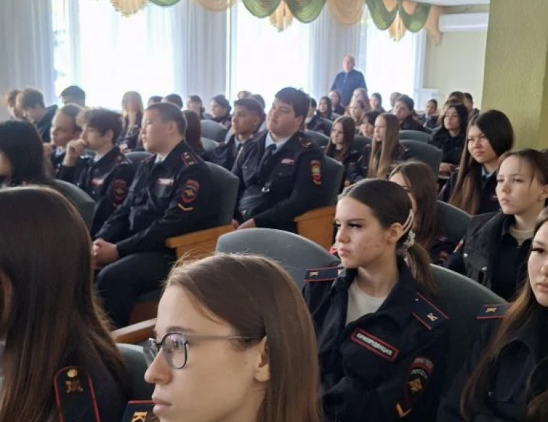 БЕЗОПАСНОСТЬ БУДУЩЕГО – В НАШИХ РУКАХ: ОБСУЖДЕНИЕ В СКФКУиС
