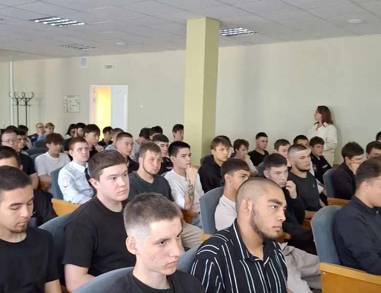 Встреча с представителями Минобороны РФ в СКФКУиС: говорим о долге и защите Родины! 