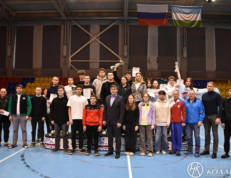 Соревнования по плаванию