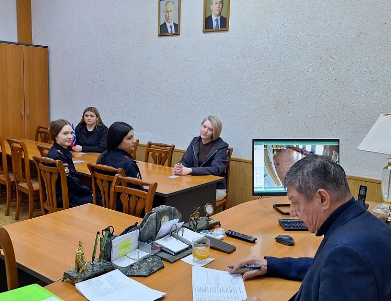 СЛЫШАТЬ СЕРДЦЕ КОЛЛЕДЖА: БОЛЬШОЙ ДИАЛОГ О ГЛАВНОМ В СТЕНАХ СКФКУиС