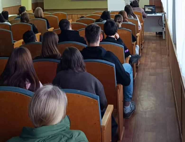 СКФКУ и С: Уроки патриотизма от Российских Студенческих Отрядов!