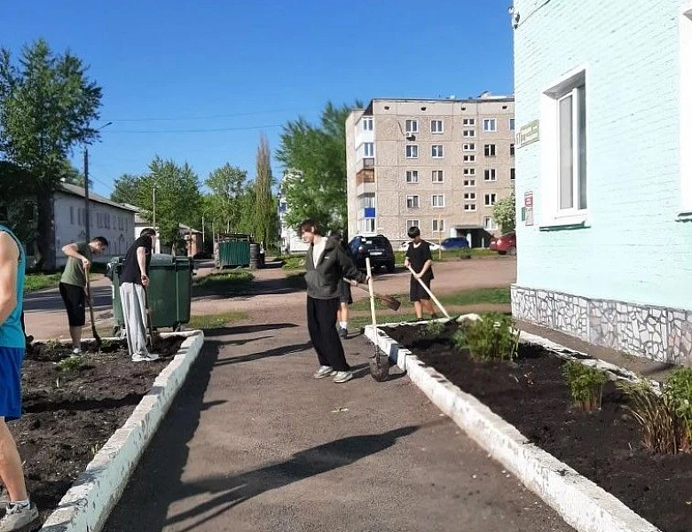 «КЛУМБА ПОБЕДЫ»: ПАМЯТЬ, ВОПЛОЩЁННАЯ В ЦВЕТАХ