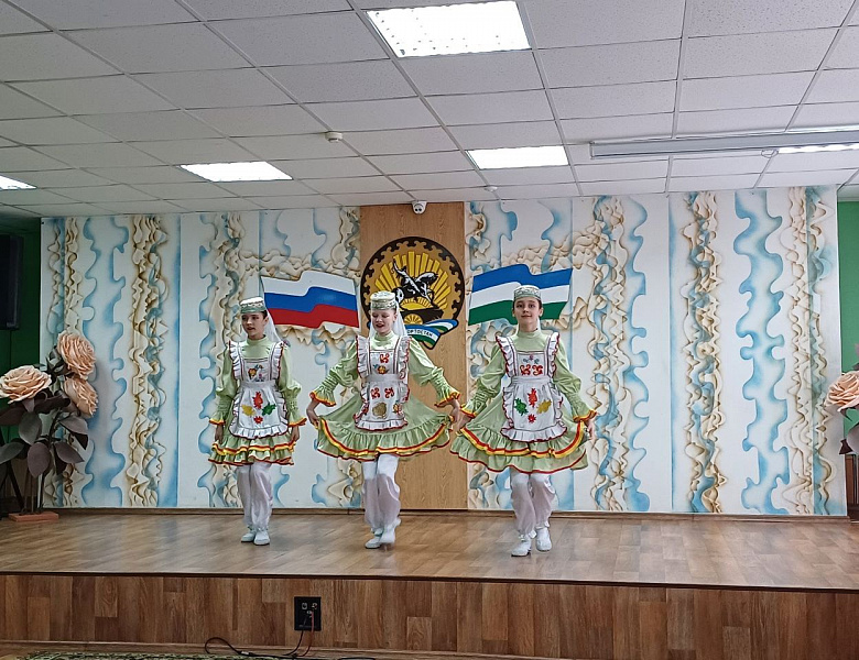 Поздравление с 8 марта