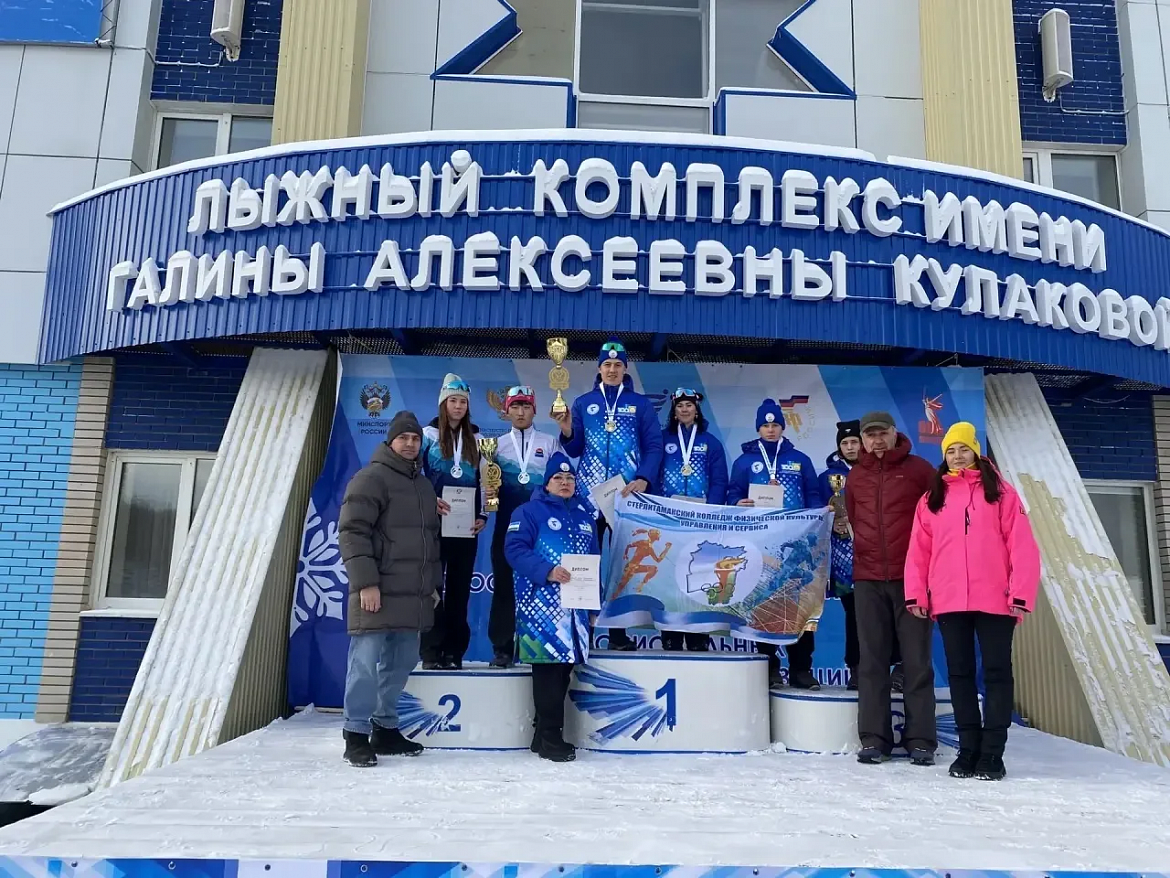 ИЖЕВСК, ГИМНАЗИАДА 2025: СПОРТИВНЫЙ ТРИУМФ В ДЕНЬ ГЕРОЕВ ОТЕЧЕСТВА!