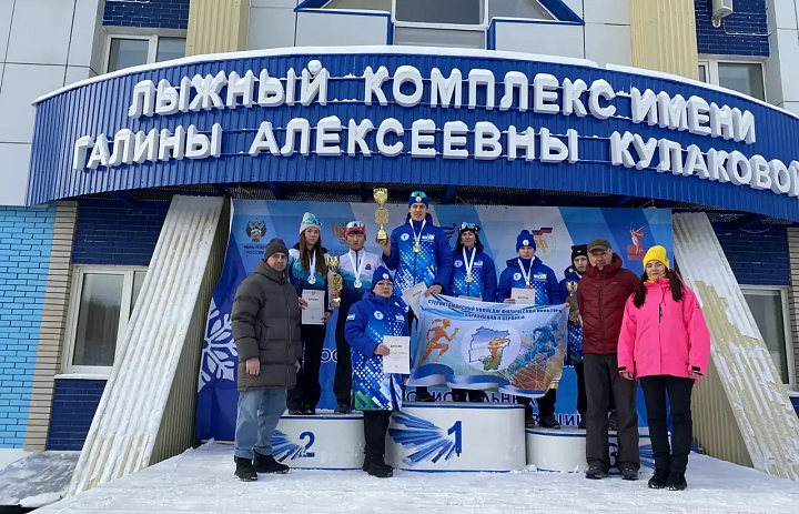 ИЖЕВСК, ГИМНАЗИАДА 2025: СПОРТИВНЫЙ ТРИУМФ В ДЕНЬ ГЕРОЕВ ОТЕЧЕСТВА!